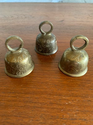 Andre samleobjekter, Messing klokker, 3 stk messing klokker sælges
Bells of India Sarna
Retro - vint