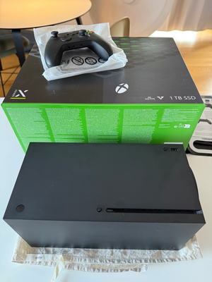 Xbox Series X, 1TB, Perfekt, Brugt meget lidt, i perfekt stand. Sælges pga. PS5 køb. Controlleren er