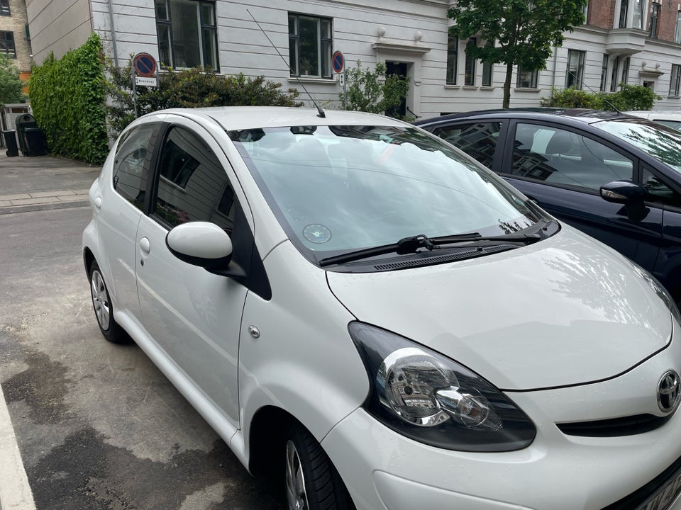 Toyota Aygo, 1,0 VVT-i T2, Benzin