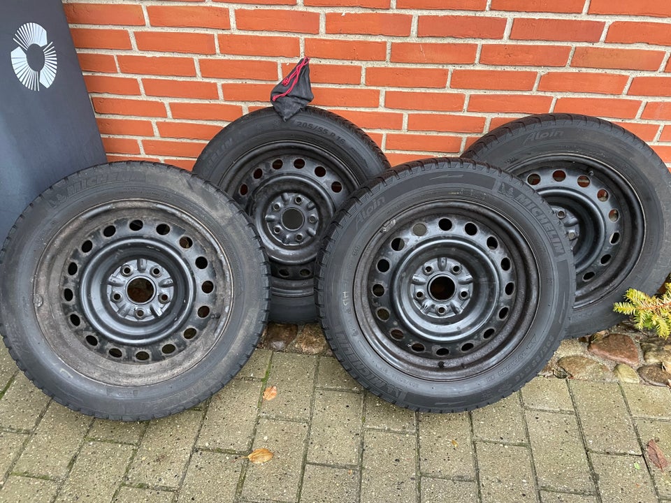 16", ET 60, vinterdæk