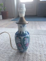 Anden bordlampe, Ældre Kinesisk