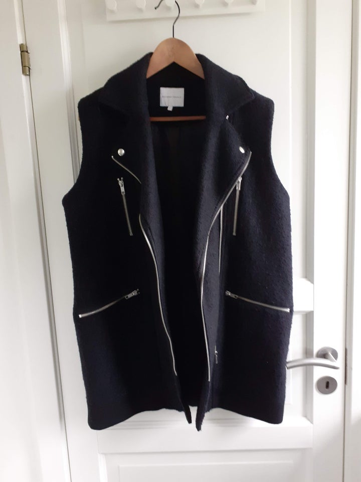 Vest, Selected femme, str. 42