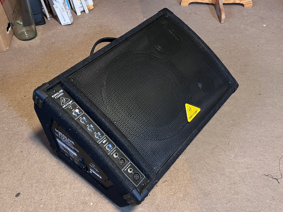 Højtaler monitor, Behringer F1220a