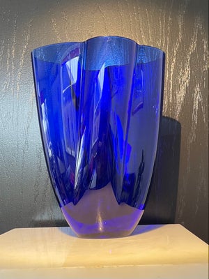 Vase, Krystalvase / glasvase, Gardenia - Holmegaard for Royal Copenhagen, Her er den smukkeste vase 