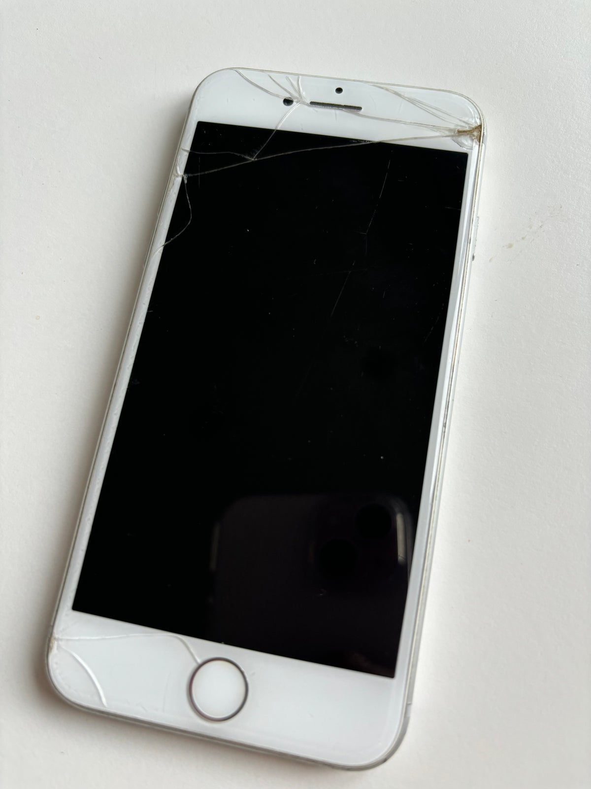 iPhone 8, 64 GB, hvid