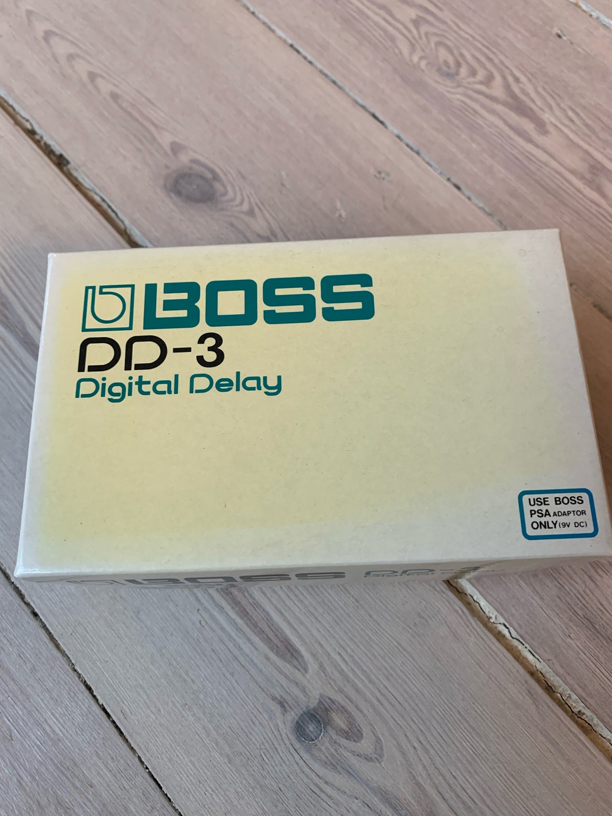 Ny Effekt pedal, Boss DD-3