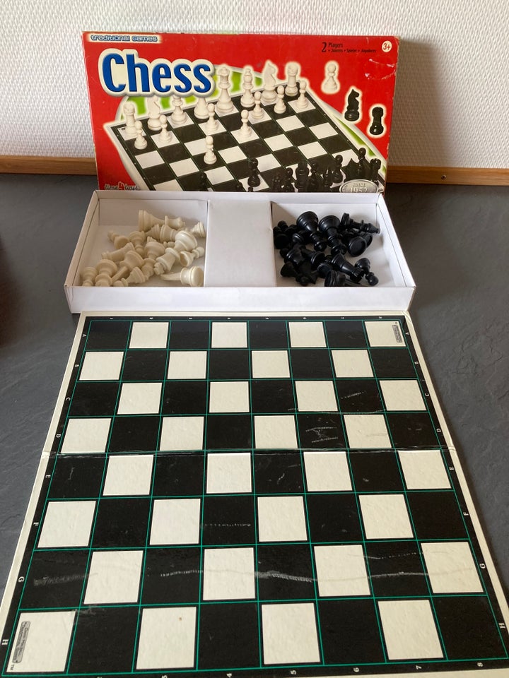 Chess mv. , 3 brætspil + 1 kortspil, brætspil