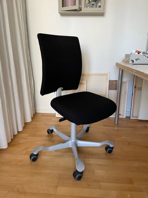Kontorstol, HÅG, Sælger denne HÅG kontorstol. Står som ny. Stort set ikke brugt. 
