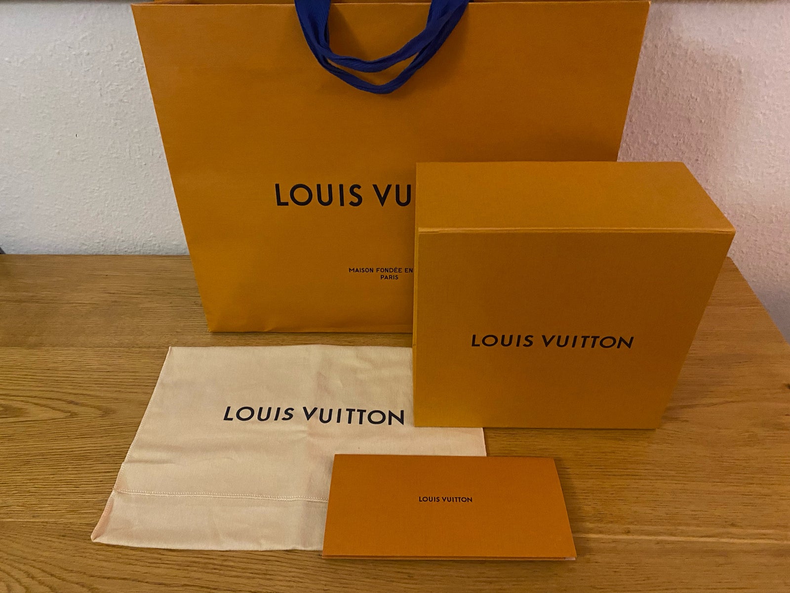 Crossbody, Louis Vuitton