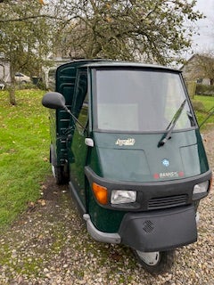 Piaggio Ape van 25