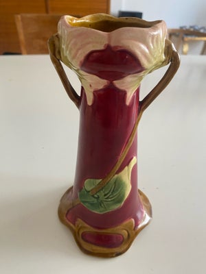Vase, Keramik jugenstil, Vintage, Flot vintage vase i Jugend stil. Stemplet i bunden. Der er enkelte