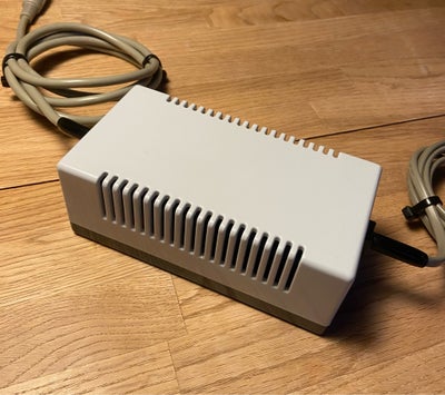 Strømforsyning til Commodore 64, Commodore 64, NY kvalitets strømforsyning til Commodore 64, alle ko