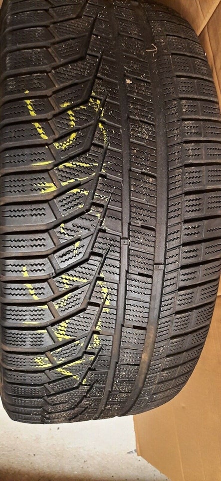 Vinterdæk, Hankook, 275 / 45 / R20