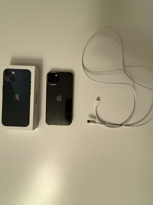 iPhone 13, 128 GB, sort, God, Jeg sælger min iPhone 13 midnight blue 2,5 år gammel den har 128 GB. 
