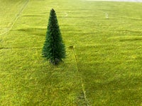 Modelbane Grantræ , skala 8 cm højt og 3,5 cm bred