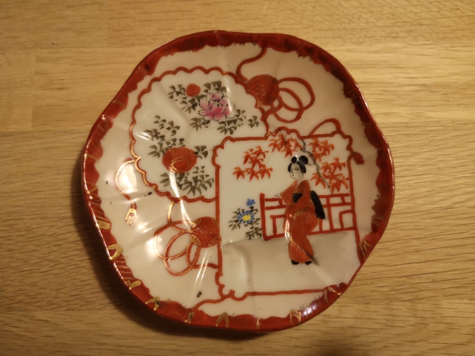 Porcelæn, Japansk eller kinesisk tekop