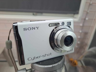 Sony, Cypershot DSC-W80, 7,2 megapixels, 3 x optisk zoom, God, Pæn og velholdt Sony Dsc-W80, sælges.