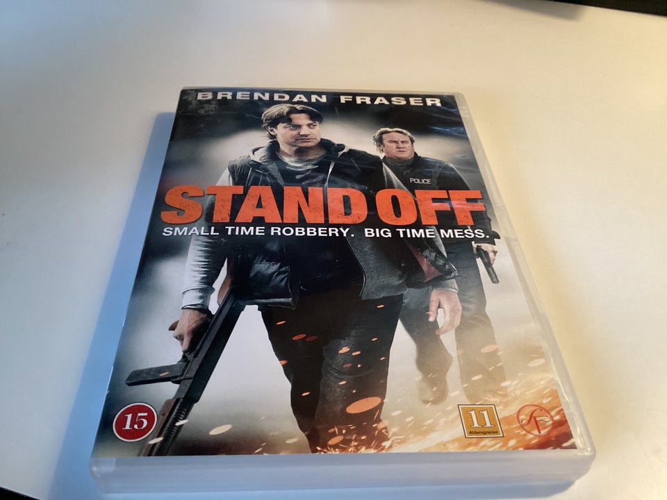 Standoff , DVD, action