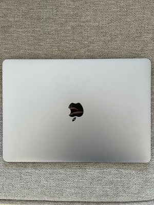 MacBook Pro, 2017, 2,3 GHz, Kom gerne med bud, Maccen er nulstillet ved køb
Sælges grundet køb af ny