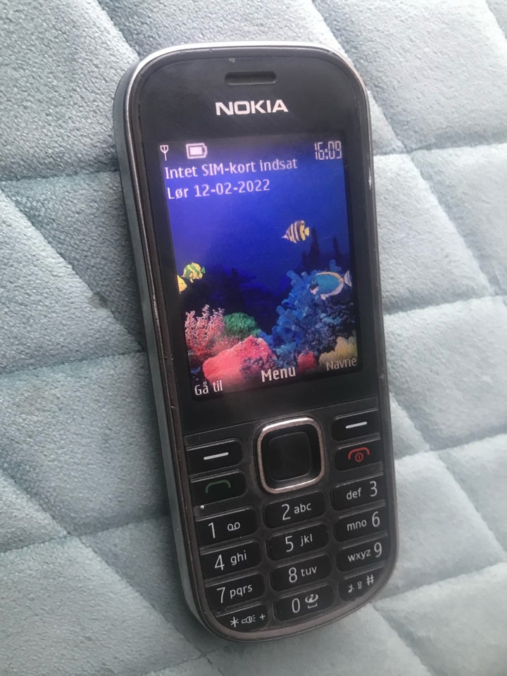 Nokia 3720c, God