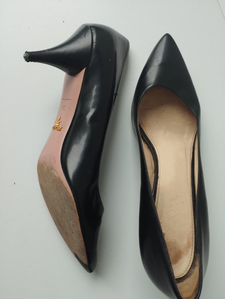 Pumps, str. 39, Prada