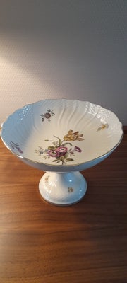 Porcelæn, Kageopsats, Frijsenborg, Frijsenborg kageopsats
Fad på fod i porcelæn fra Royal Copenhagen