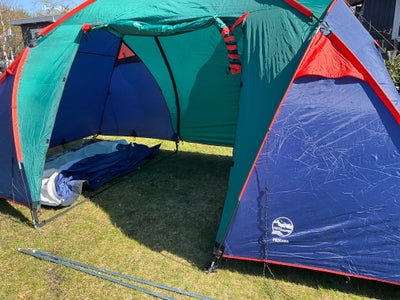 Easy Camp 4 Pers. Telt, Telt sælges. Ældre telt ,  2 sovekabiner, elastikker i stænger lidt slappe, 