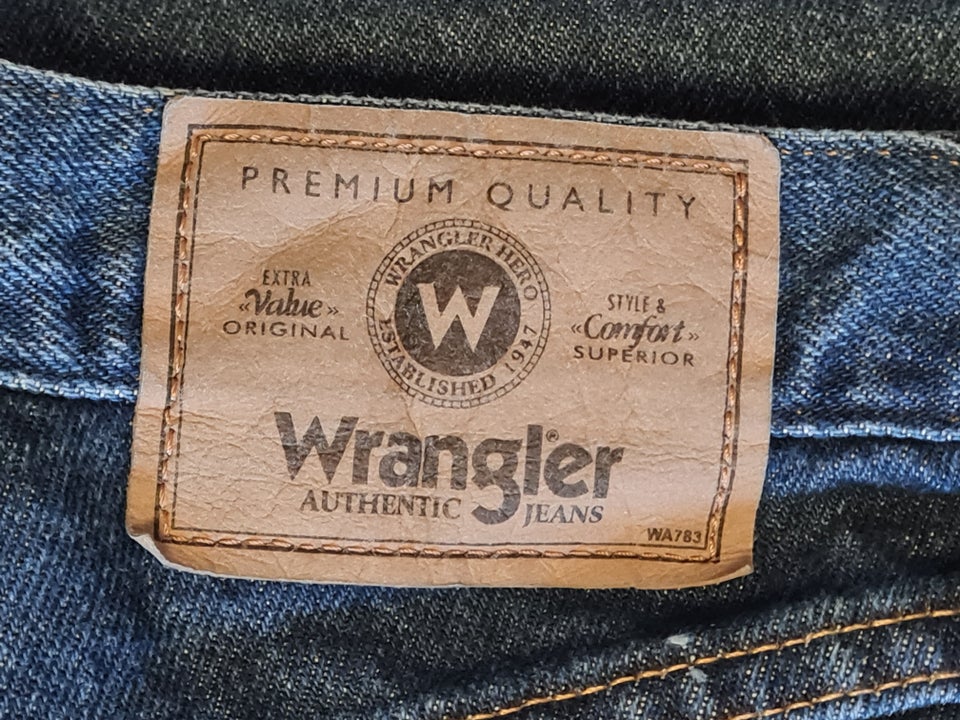 Jeans, Wrangler, str. 32