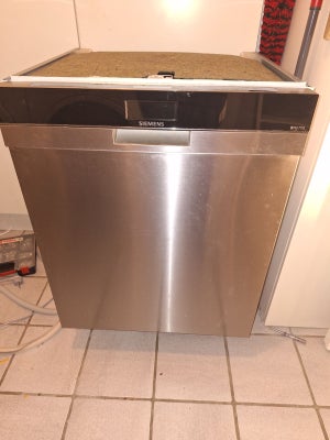 Siemens IQ700,  indbygning, Velholdt - nyrepareret opvaskemaskine. Fra 2018.
Rep. af Siemens dec. 23