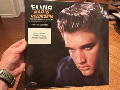 Maxi-single 12", Elvis Presley , The Complete ‘56 Sessions, Vinyl: NY

Cover: ny

OBS: Stadig i foli