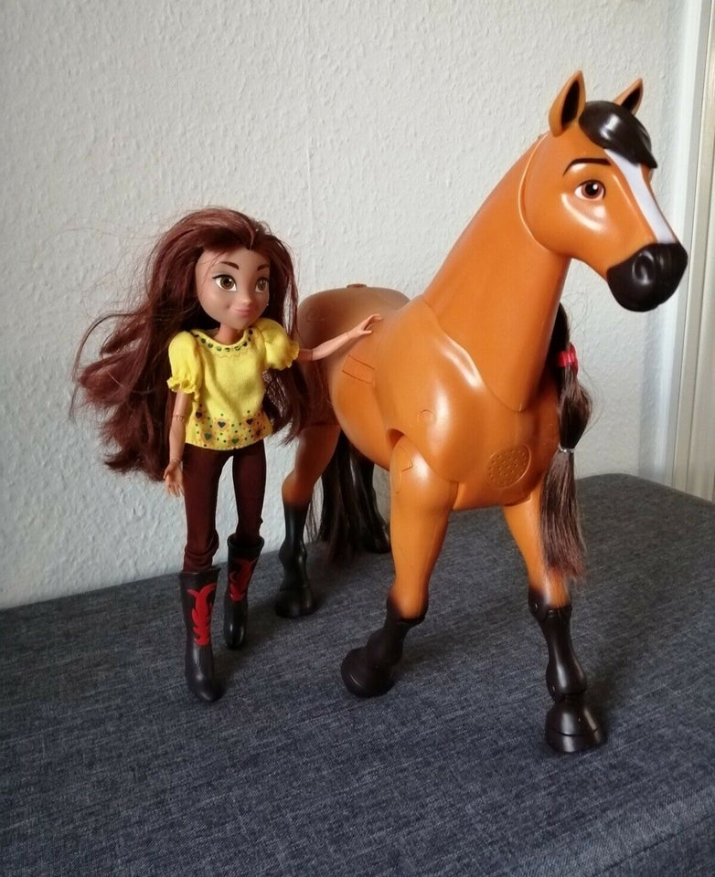 Barbie, Hest med rytter