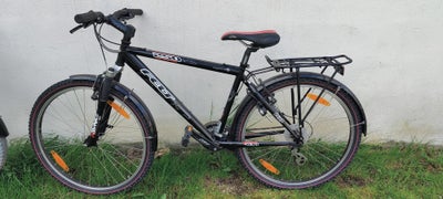 Felt FS250, citybike, 17,5" tommer, 8 gear, Næsten aldrig brugt! Ny pris 3000kr
Flot sort mountain b