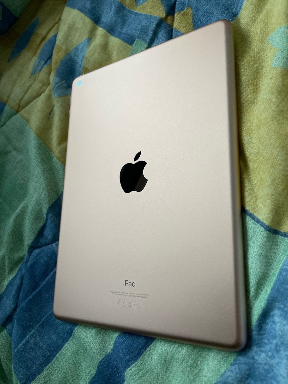 iPad 6, 32 GB, God