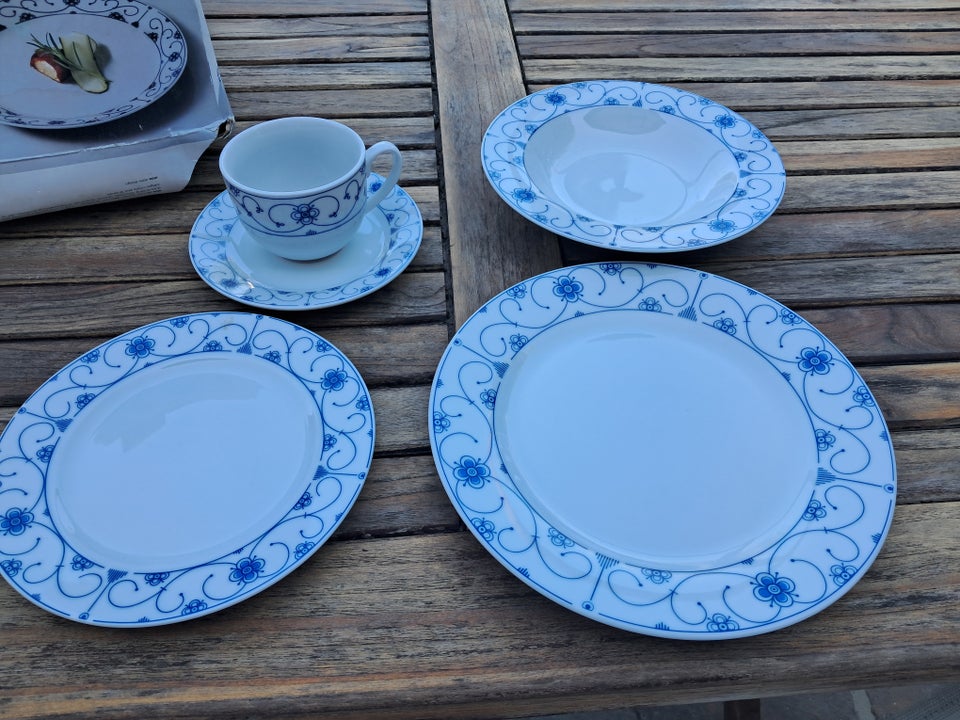 Porcelæn, Spise- og kaffestel, aida