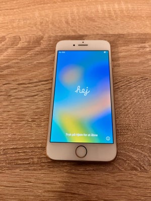 iPhone 8, 64 GB, guld, God, 
I god stand, en lille ridse på skærmen samt kanten men betyder intet fo