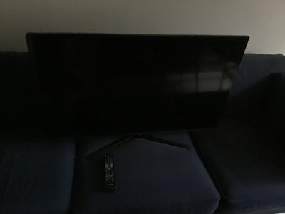 Tv, Samsung, Rimelig, Sælger dette UE40ES6305U grundet nyt tv.
 Er lige taget nede. Er med fod som s