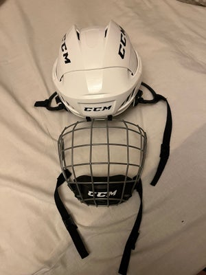 Ishockeyudstyr, CCM, str. XS, Lækker hjelm til de mindste. 

Brugt, men som ny.

En ishockey hjelm s