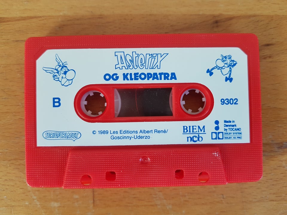 Bånd, hørespil, Asterix og Kleopatra