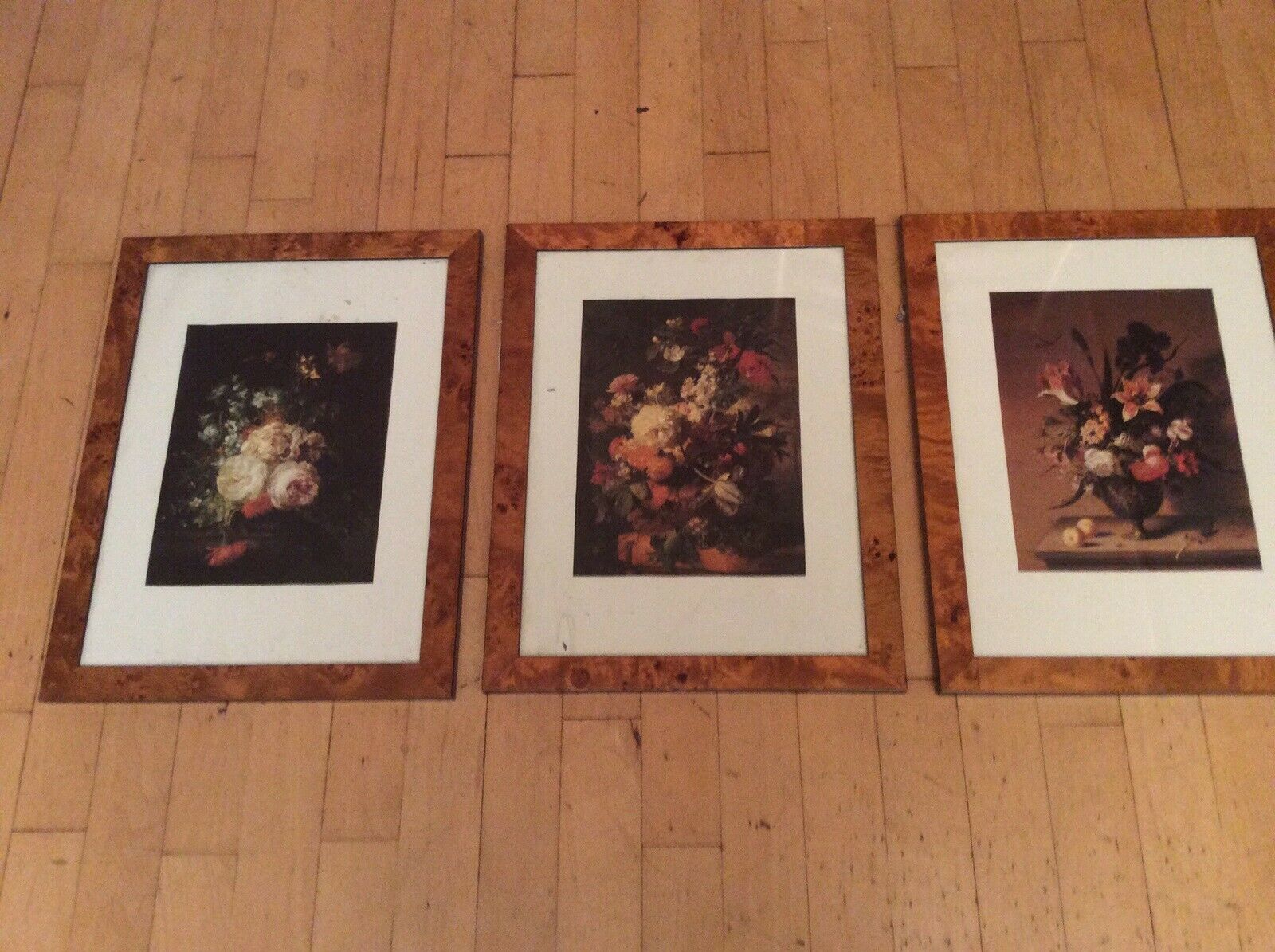 Artifact paperback Perth Blackborough Rammer med blomster, b: 35 h: 45 – dba.dk – Køb og Salg af Nyt og Brugt Artifact paperback Perth Blackborough Rammer med blomster, b: 35 h: 45 – dba.dk – Køb og Salg af Nyt og Brugt