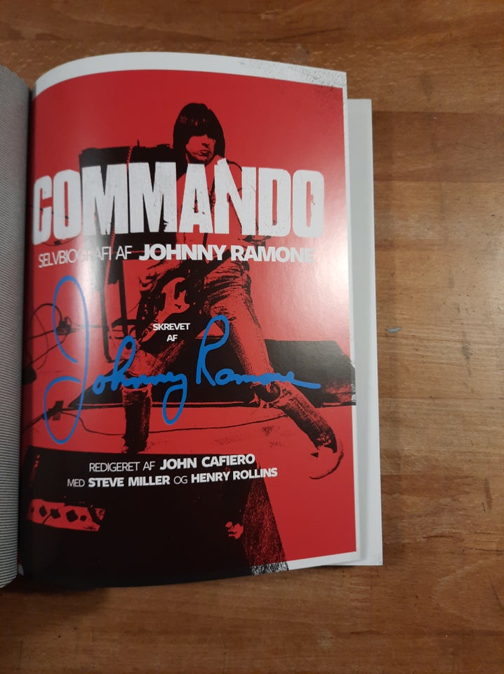 Commando (selvbiografi), Johnny Ramone