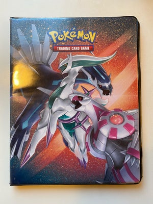 Samlekort, Solgt, Pokemon album med 100 pokemonkort - specielle - glimmer - almindelige kort - sende