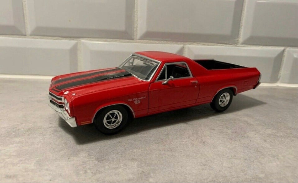 Modelbil, Motor Max Chevrolet El Camino , skala 1/24