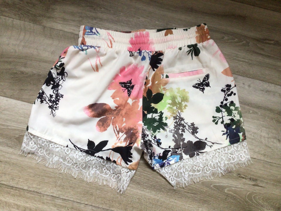 Shorts, Only one, str. 36