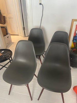 Eames, Eames stol, EAMES VITRA  Tidløs designstol.  

4 stole af mærket Vitra Eames DSW stole | mørk