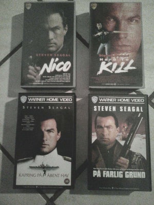 Action, 4 film med Steven Seagal, 4 sjældne VHS med Steven Seagal i meget flot stand. Med danske und