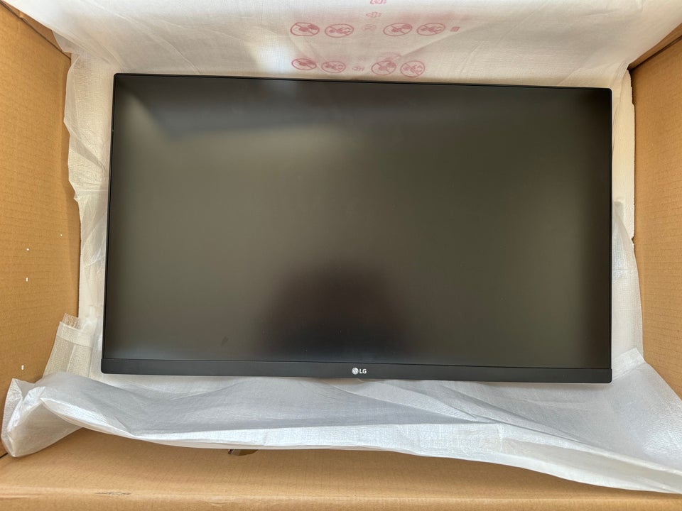 LG, 27QN880-B, 27 tommer