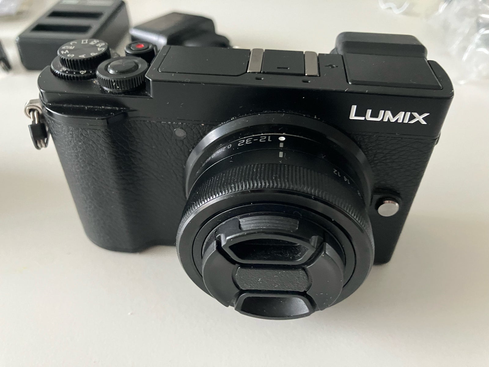 Lumix, Panasonic DC-GX9, 20 megapixels