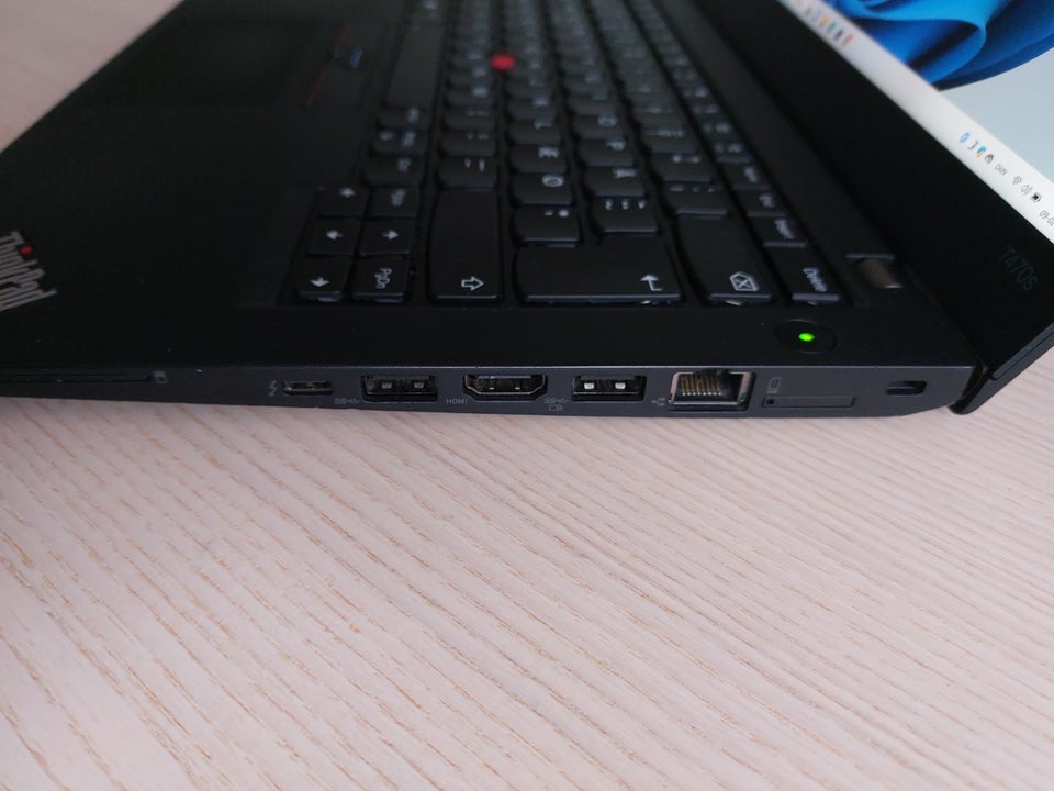 Lenovo Thinkpad T470s, 8 GB ram, 256GB NVMe m.2 SSD GB