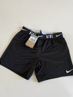Shorts, Shorts, Nike