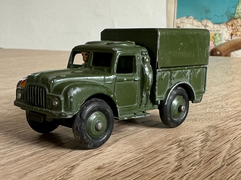 Army 1 ton cargo truck, Dinky toys